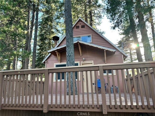 Building Photo - 2242 Deep Creek Dr