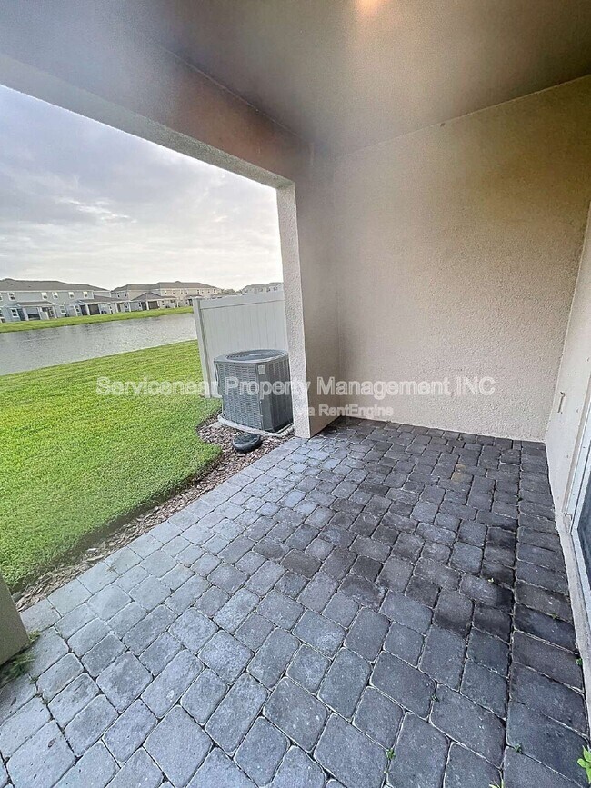 Building Photo - 11634 Woodleaf Dr