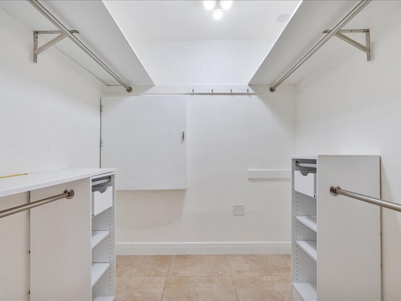 Primary Bedroom Walk-in Closet - 6470 SW 38th St