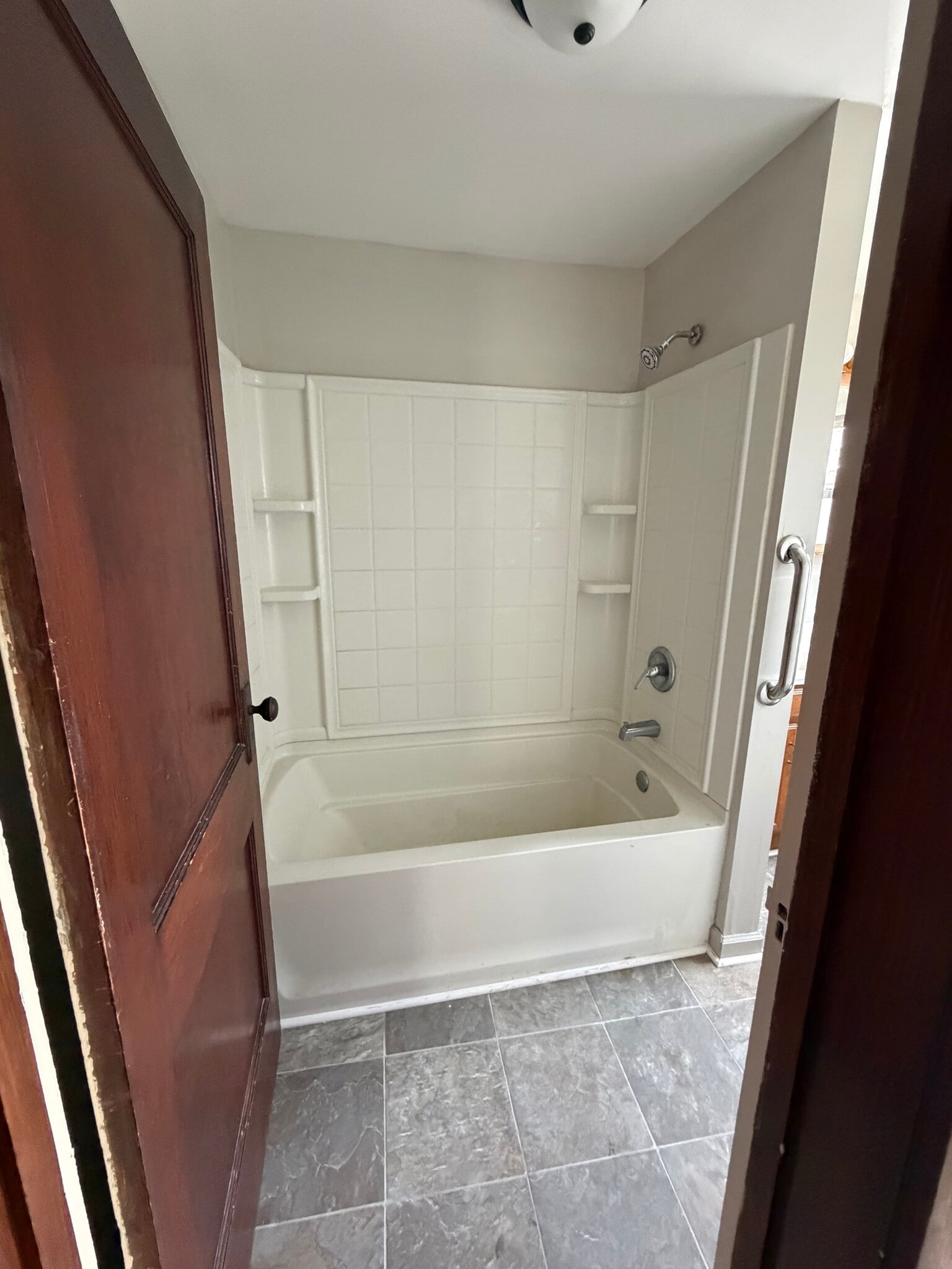 Bathroom - 20 W Williams Ave