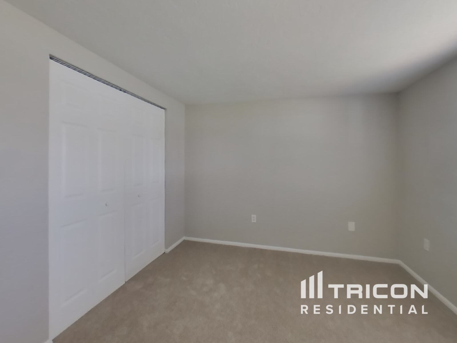 Building Photo - 3007 Bucida Dr