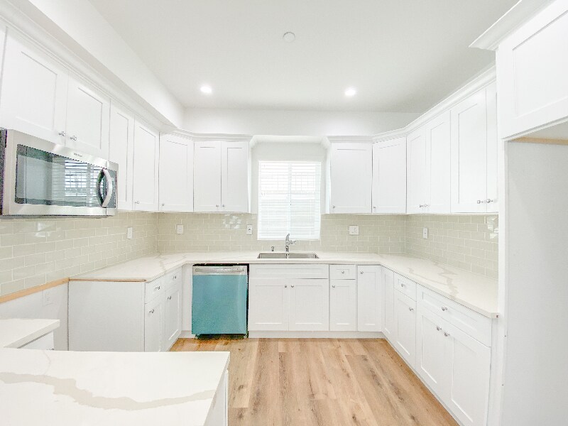 Building Photo - 6754 W 86th Pl