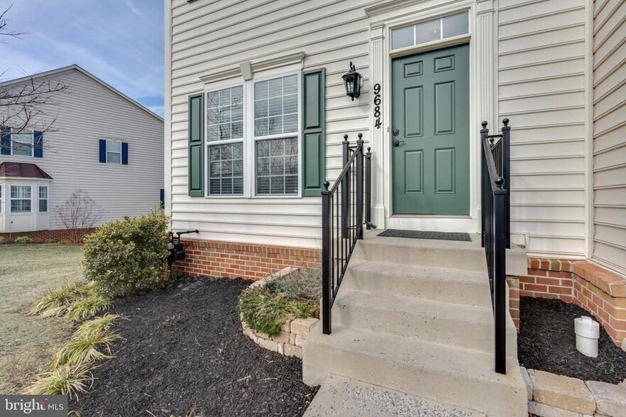 Building Photo - 9684 Atterbury Ln