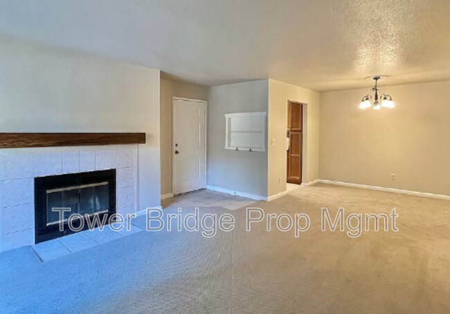 Building Photo - 11150 Trinity River Dr