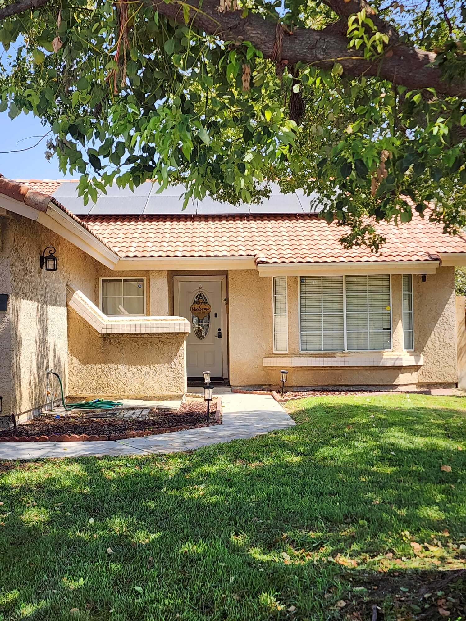 Building Photo - 1066 Gloria Dr