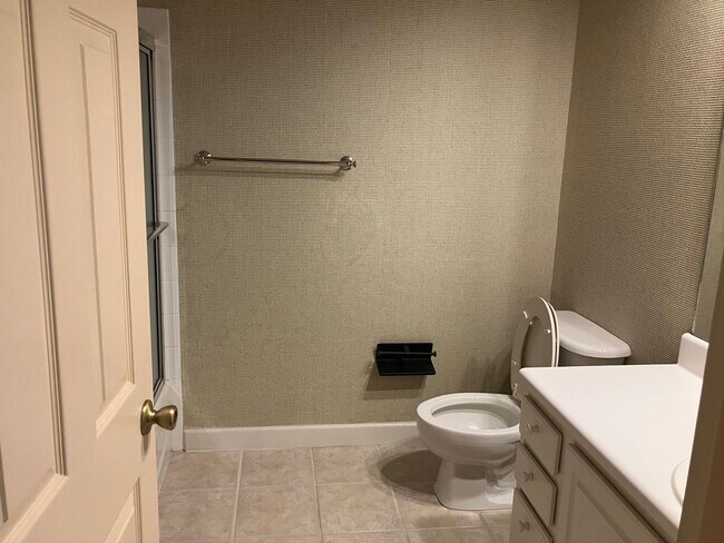 Building Photo - 3 BR / 2 BA at the Preserve