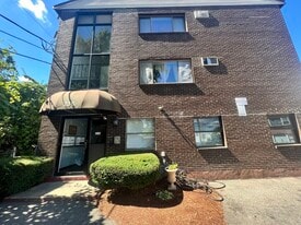Building Photo - 236 Broadway