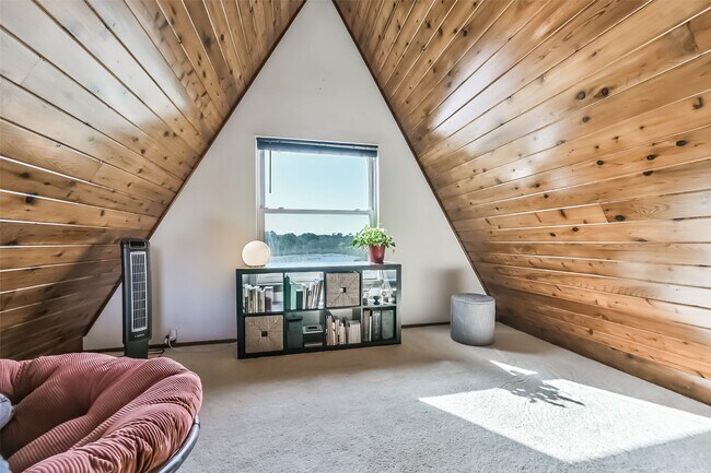 Building Photo - 2009 Todville Rd