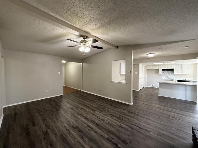 Building Photo - 250 N Bryan Cir