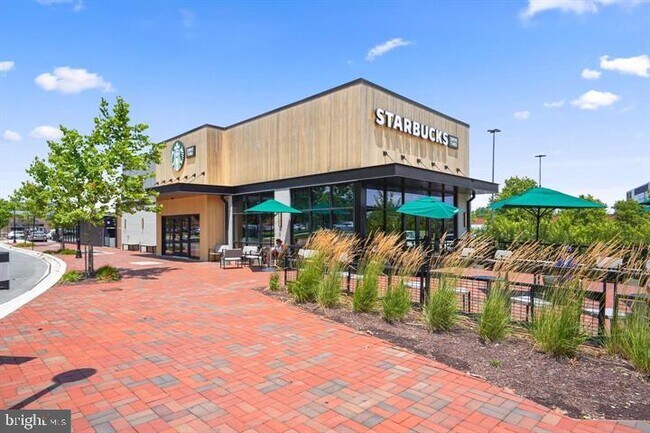 Building Photo - 576 Orchard Ridge Dr