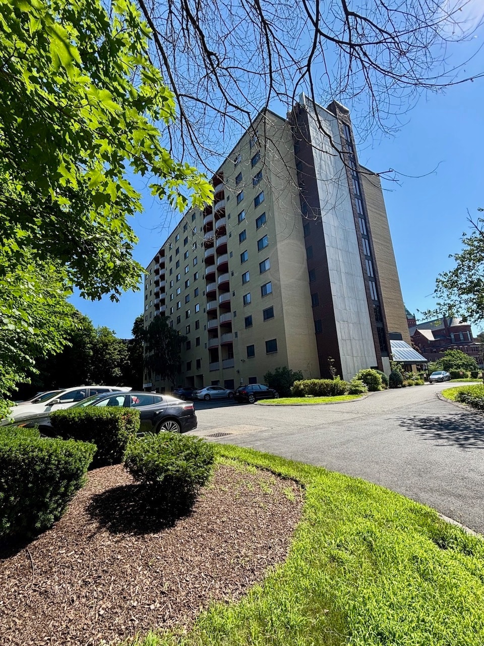 Building Photo - 2500 Mystic Valley Pky