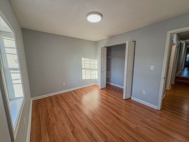 Building Photo - 2014-2016 N Charles St