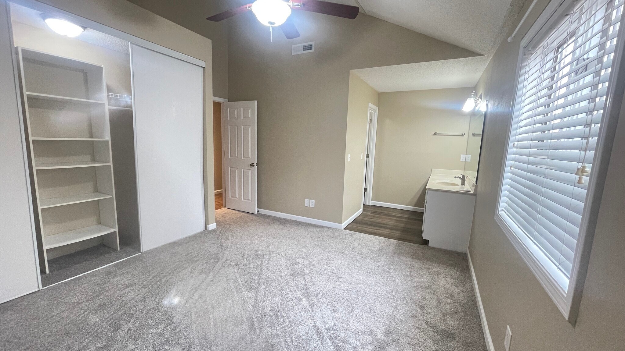 Master Bedroom with huge closet - 3440 S Delaware Ave
