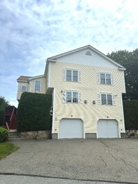 Building Photo - 12 Paul Revere Path