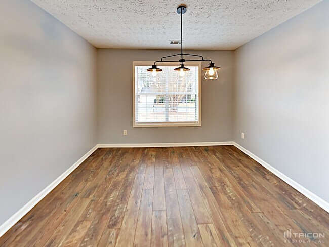 Building Photo - 5102 Meridian Lake Dr