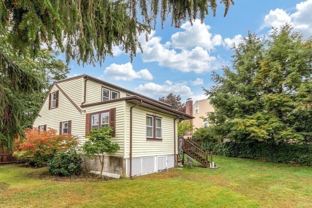 Building Photo - 56 Pilgrim Rd