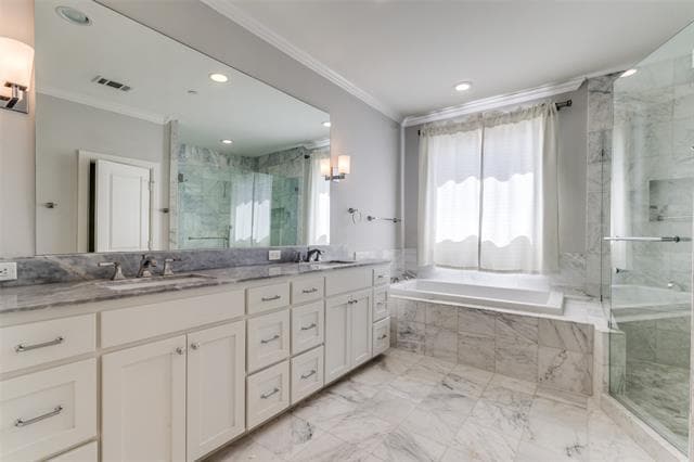 Building Photo - 3515 Normandy Ave