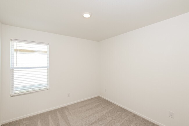 Building Photo - 10811 Bird Of Paradise Ln