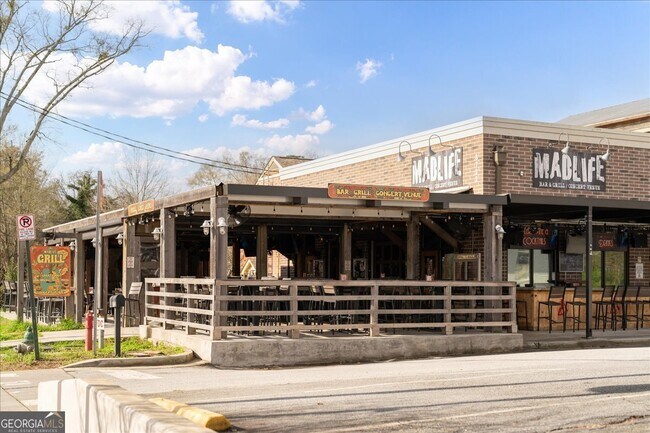 Building Photo - 103 Farmington Dr