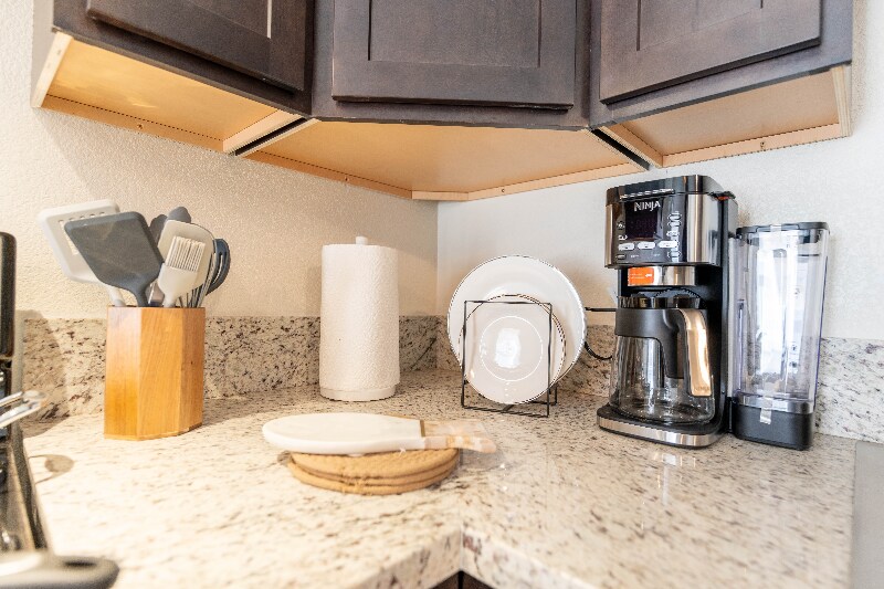 Building Photo - 1219 Manuel Ortiz Ave