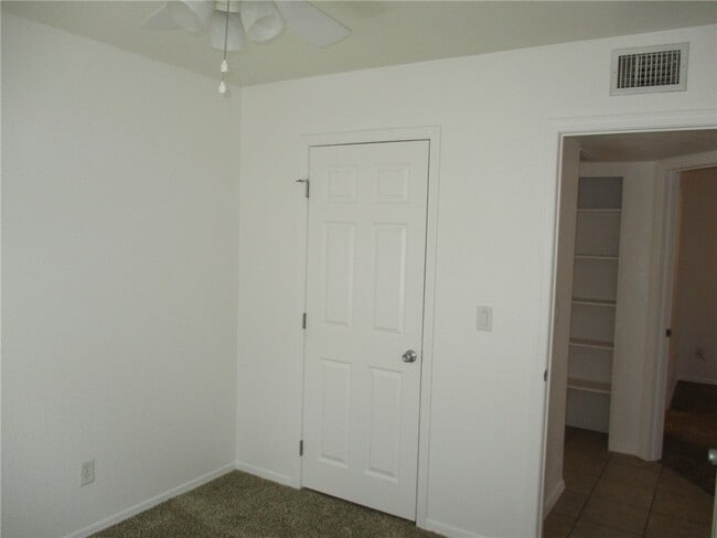 Building Photo - 2801 Paloma Senda