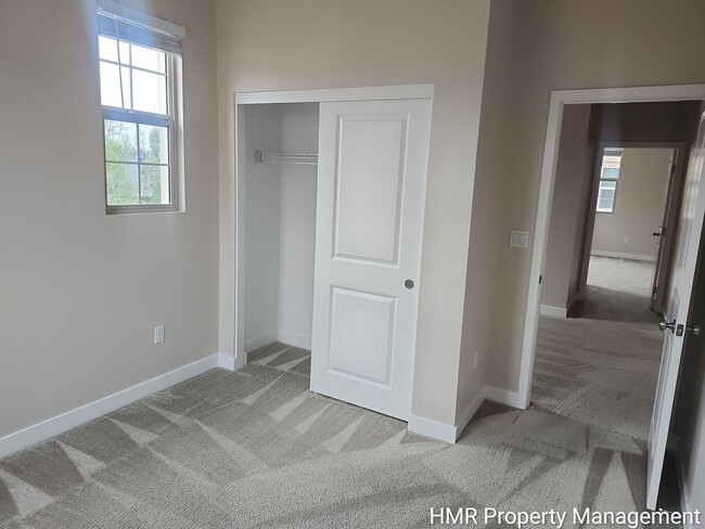 Building Photo - 2 Story Home 3 bedroom 2.5 bath in Glendora