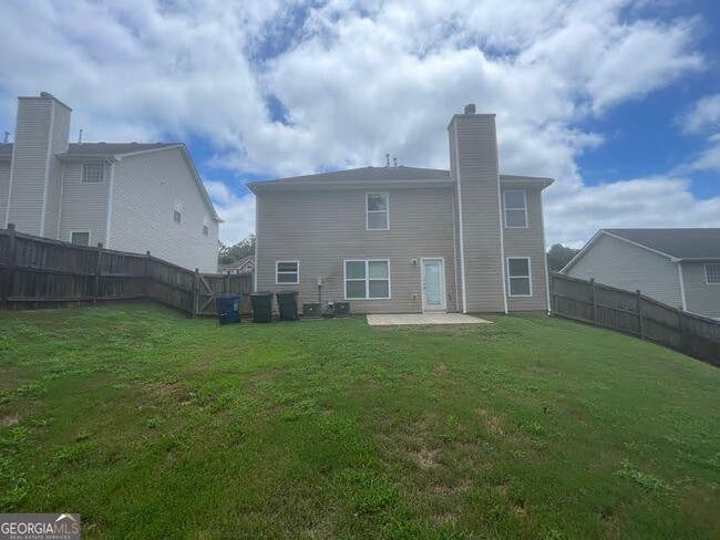 Building Photo - 4332 Ash Tree St SW