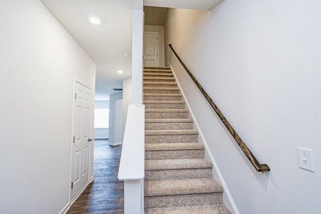 Building Photo - 438 Sea Grit Ct