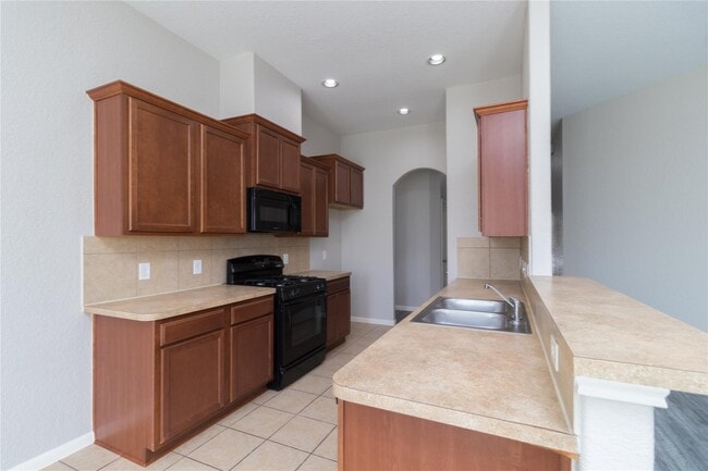 Building Photo - 23523 Maple Vista Ln