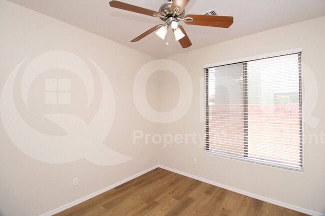 Building Photo - 4005 N 126th Ave