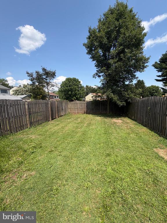 Building Photo - 70 Orchard Ct