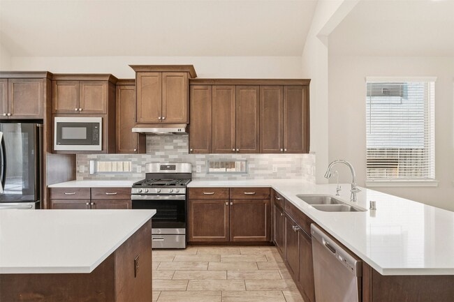 Building Photo - 1227 Carswell Grove Dr