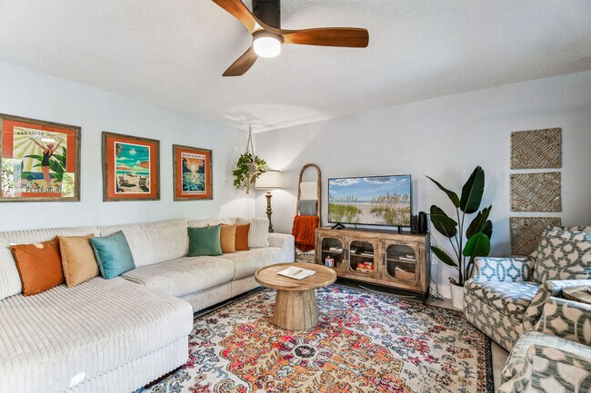 Primary Photo - 11250 2nd St E