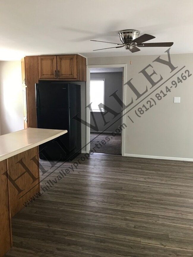 Building Photo - Four Bedroom, Two Bathroom Home