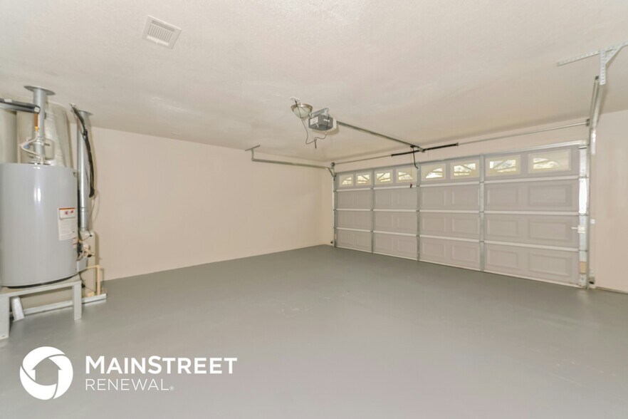 Building Photo - 6347 Gary Moore Ln