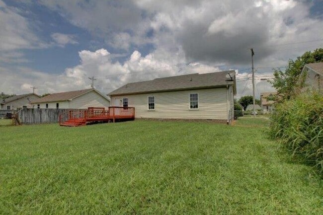 Building Photo - 1634 Hannibal Dr