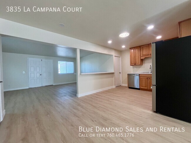 Building Photo - 3835 La Campana Ct