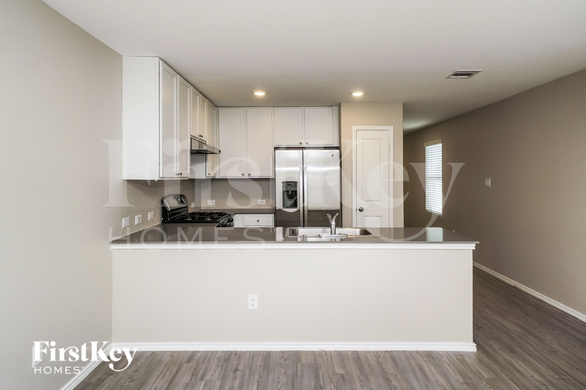 Building Photo - 5184 Fowler Crst