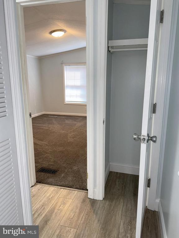 Building Photo - 1616 N Main St