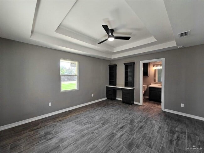 Building Photo - 18 S Raul Longoria Rd