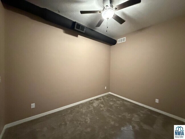 Building Photo - 321 Sheldon