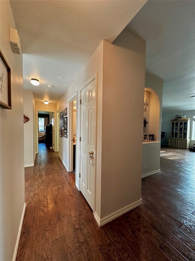 Building Photo - 3617 Marietta Ln