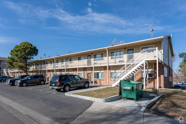 Building Photo - Cherry Tree Apartments