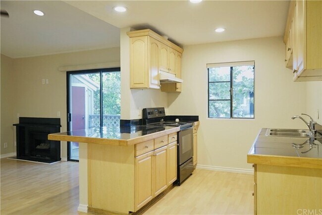 Building Photo - 32221 Alipaz St