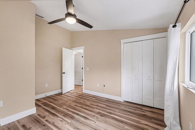 Building Photo - 1280 SR-A1A Unit D