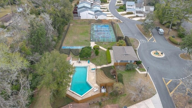 Building Photo - 3128 Blairstone Ct