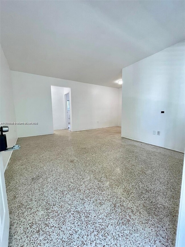 Building Photo - 780 81st St