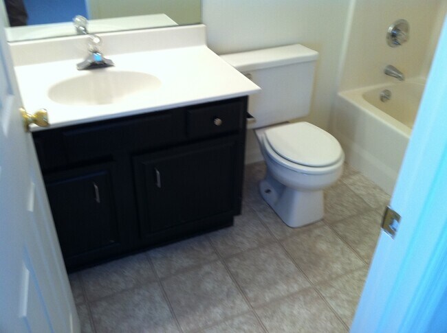 Building Photo - The Vineyard Ranch Home     260207