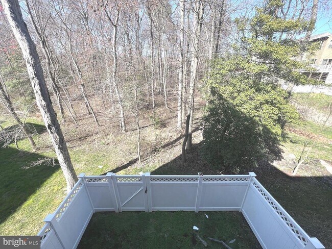 Building Photo - 620 Shore Forest Dr