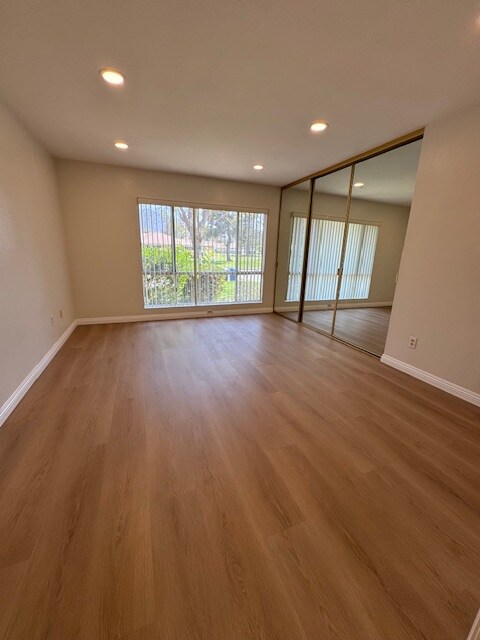 Building Photo - 6134 Village 6